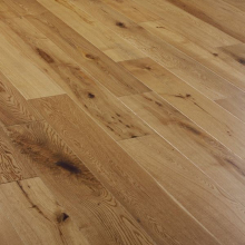 Oak Rustic Matt Lacquered Engineered Flooring - 18/4 x 190 x 1900mm (1.805m² pp)